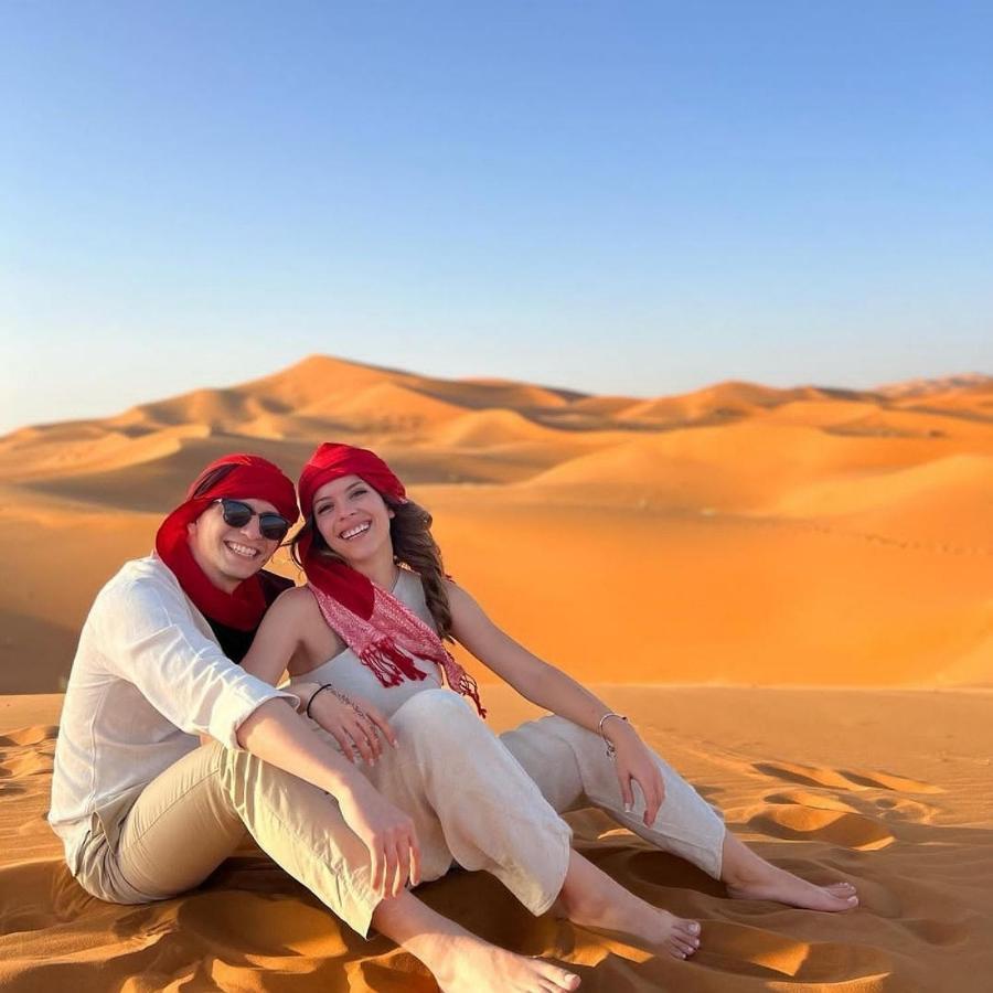 Отель Sahara Luxury Glamping Мерзуга Экстерьер фото